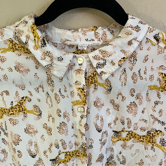 Jane + Delancey cheetah print tie front blouse, Large - Picture 2 of 9